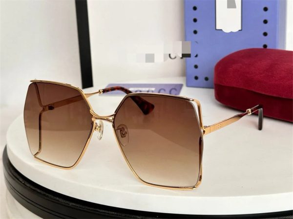 High quality sunglass with box GUI #31275
