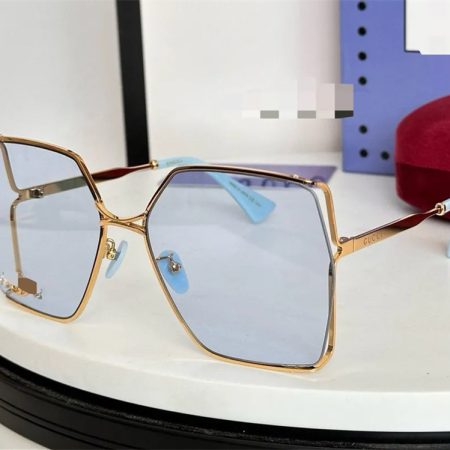 High quality sunglass with box GUI #31275 - Image 3