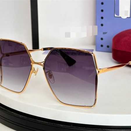 High quality sunglass with box GUI #31275 - Image 4