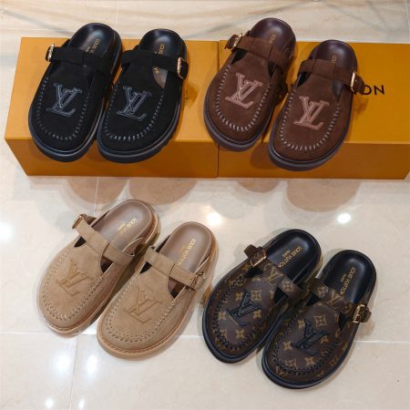 High quality slipper size:5-10 with box LOV #31276