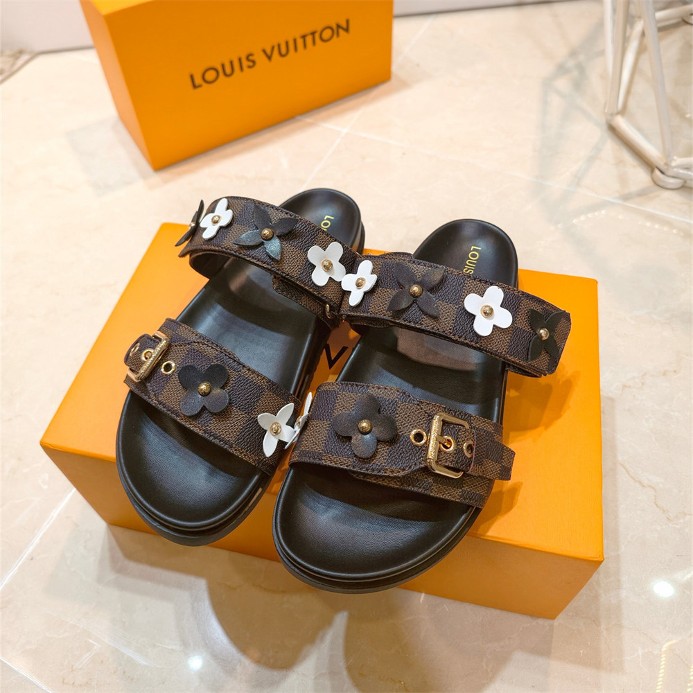 High quality slipper size:5-11 with box LOV #31277 - Image 2