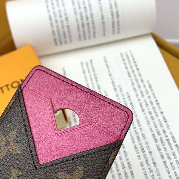 Top quality real leather magnetic card holder size:9.5*6.5cm LOV #31289