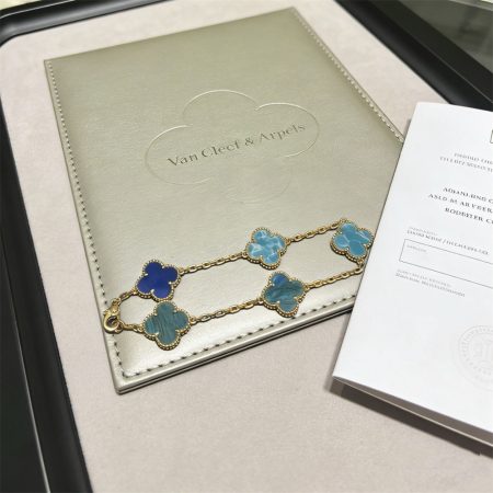 High quality fashion bracelet with box VAC #31310 - Image 3