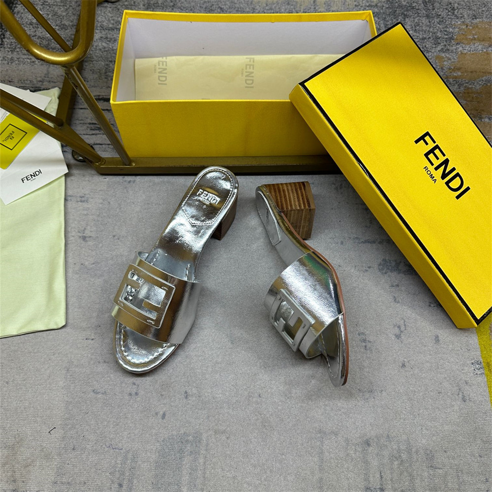 High quality slipper size:5-11 with box FEI #31334 - Image 2