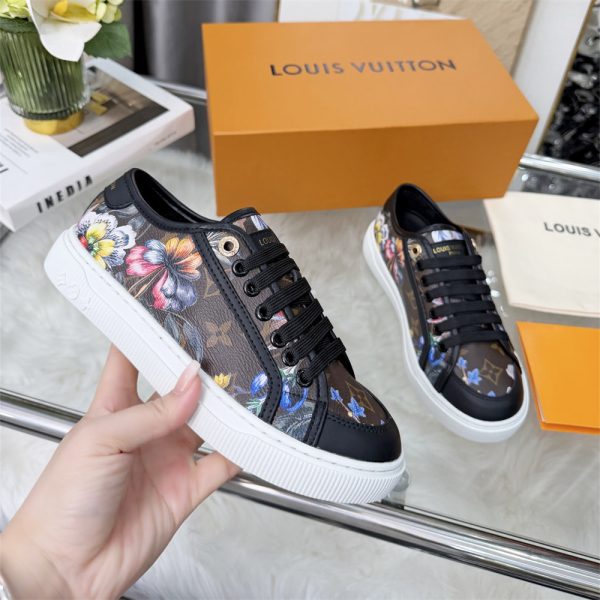 High quality sneaker size:5-11 with box free shipping LOV #31335