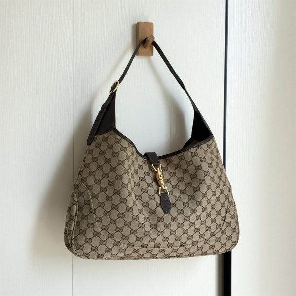 High quality shoulder bag size:40*29*5cm GUI #31356 - Image 3