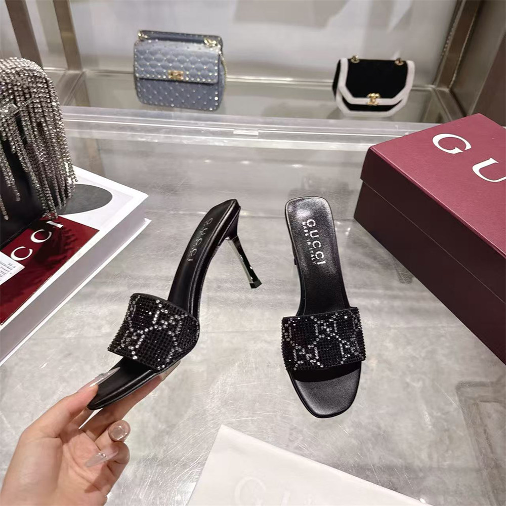 High quality slippers size:5-11 with box GUI #31359 - Image 3