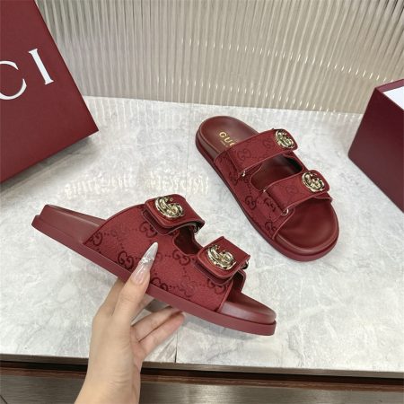 High quality slippers size:5-11 with box GUI #31363 - Image 3
