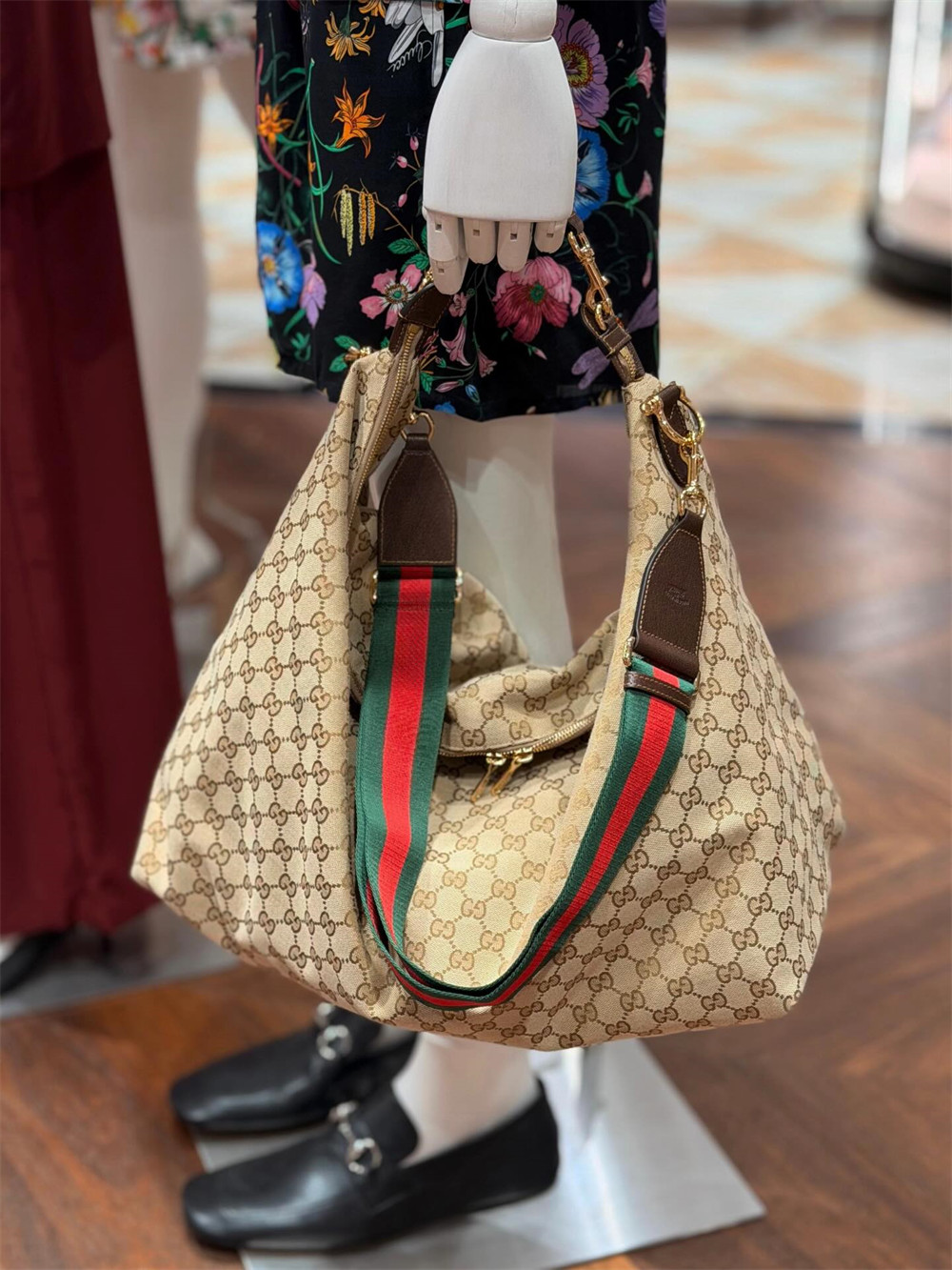 High quality shoulder bag size:35cm GUI #31379 - Image 1
