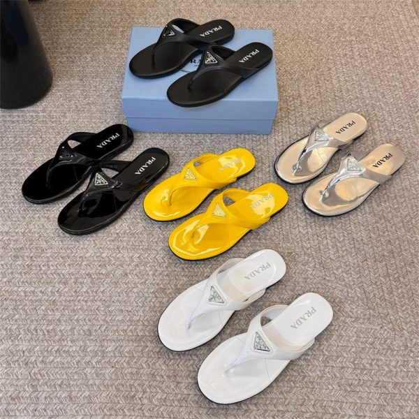 High quality slippers size:5-9 with box PRA #31381