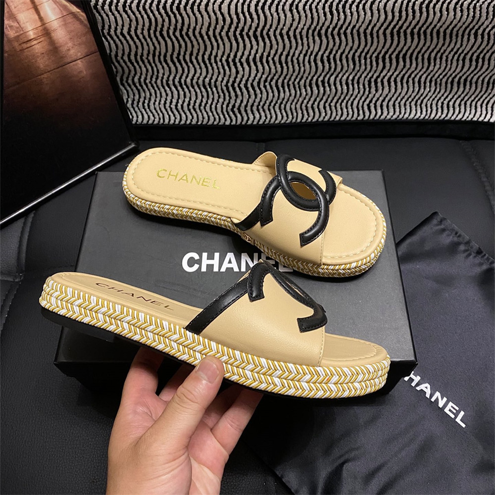 High quality slipper size:5-11 with box CHL #31386 - Image 4