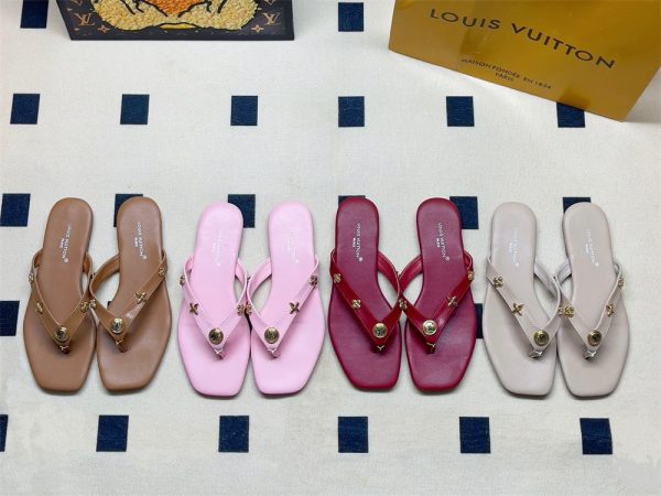High quality slipper size:5-13 with box LOV #31387
