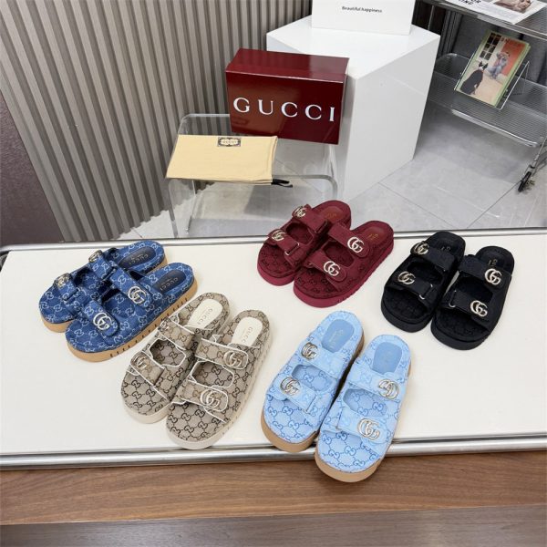 High quality couple slipper size:5-11 with box GUI #31388