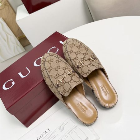 High quality couple slipper size:5-12 with box GUI #31400 - Image 3