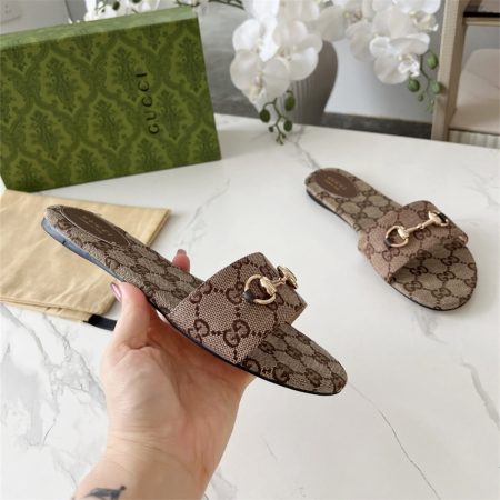 High quality couple slipper size:5-12 with box GUI #31401 - Image 2