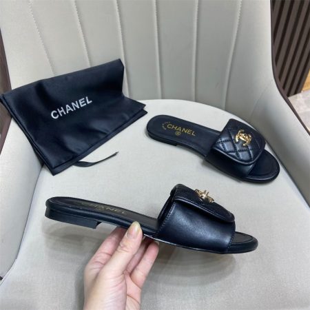 High quality slippers size:5-10 with box CHL #31447 - Image 3