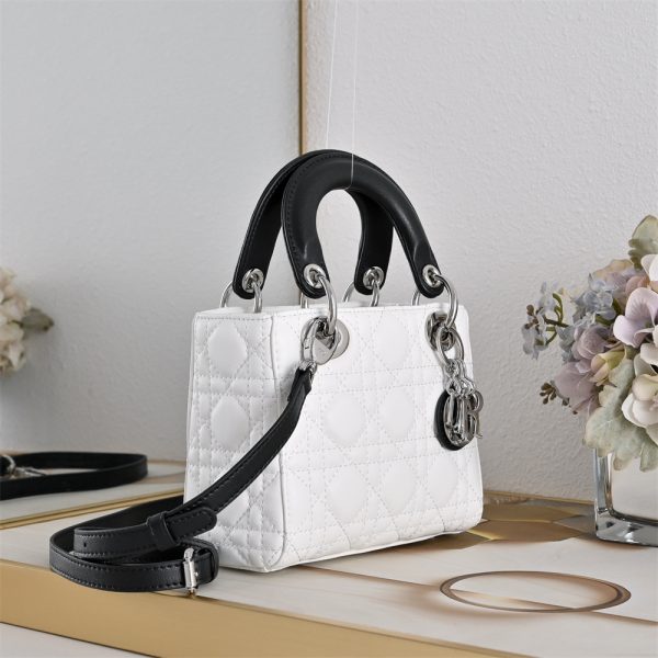 Top quality tote bag size:17cm/20cm/24cm DIR #31453