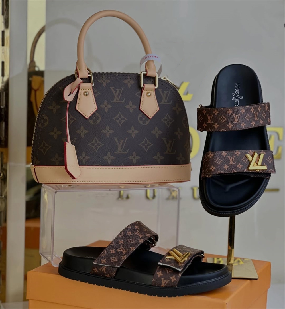 High quality slipper & handbag set free shipping LOV #31457 - Image 1