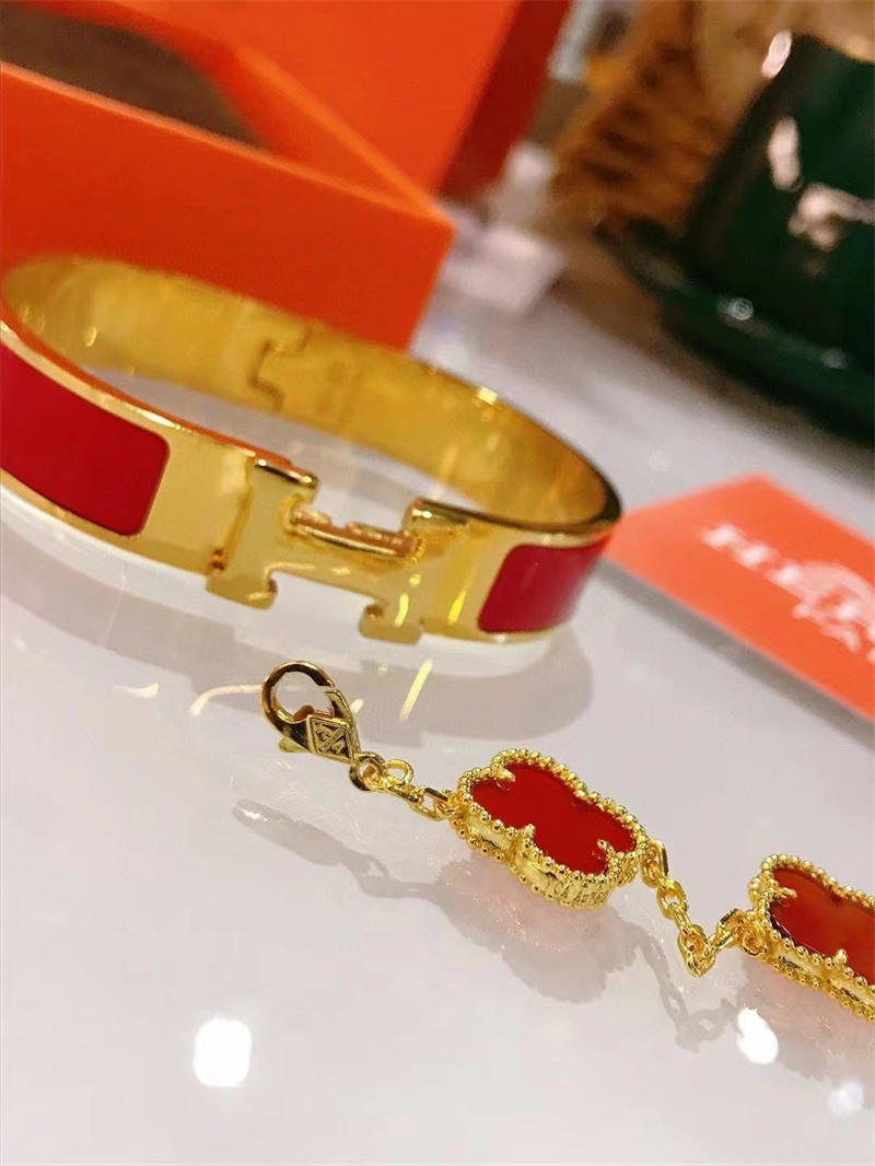 Wholesale Fashion High Quality Bracelet set VAC HEM #A0569 - Image 4