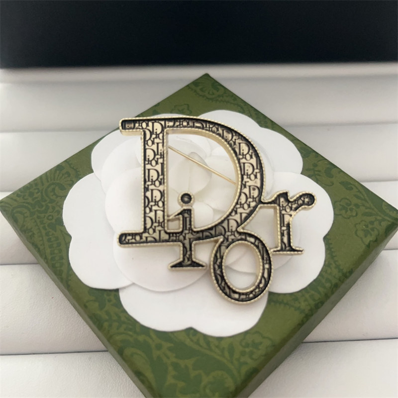Wholesale Fashion Brooch DIR LHZ #A5632 - Image 4