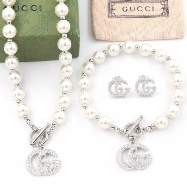 Wholesale Fashion Necklace and Bracelet and Earring Set GUI #A5618