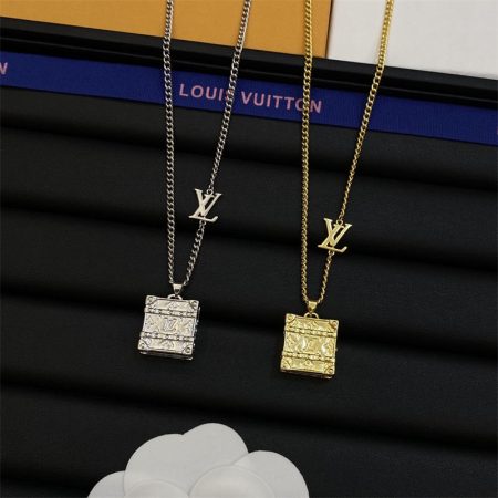 Wholesale Fashion High quality Necklace LOV #A1549