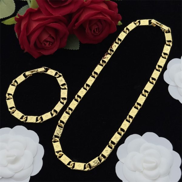 Wholesale Fashion Necklace and Bracelet Set LOV #A1458