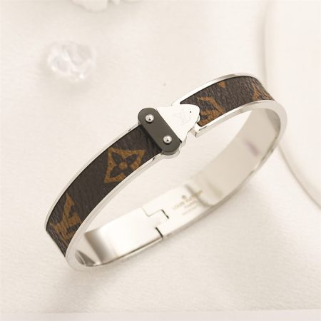 Wholesale Fashion Bracelet LOV YW #A2976