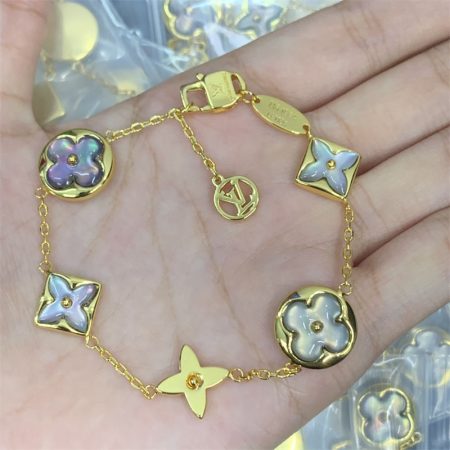 Wholesale Fashion High Quality Bracelet LOV #A1534