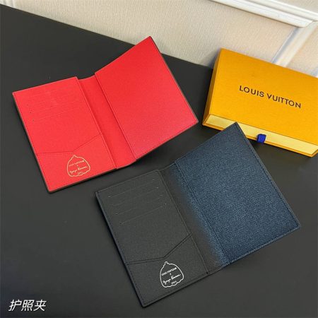 Wholesale Passport holder with box LOV #A0744 - Image 3