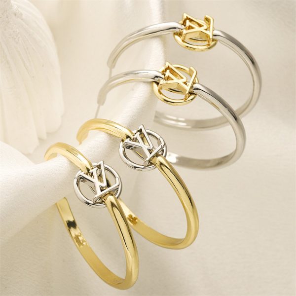 Wholesale Fashion Earrings LOV ZY #A1881