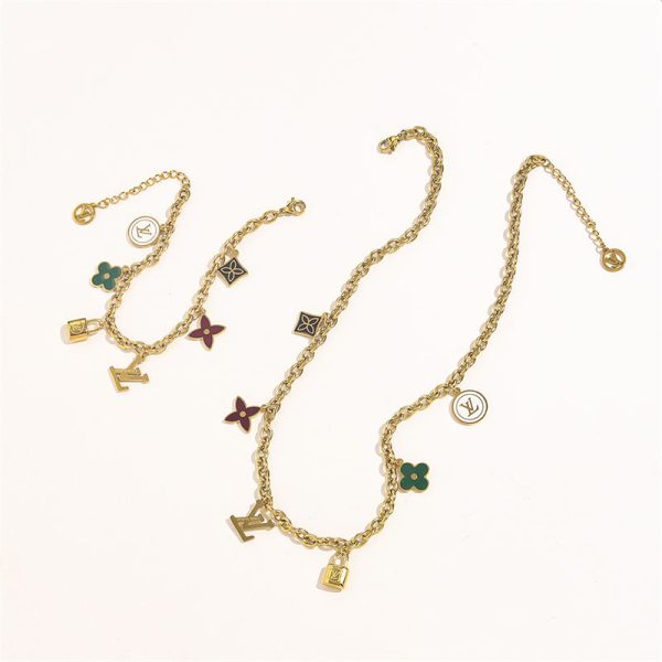 Wholesale Fashion Necklace and Bracelet Set LOV #A1572