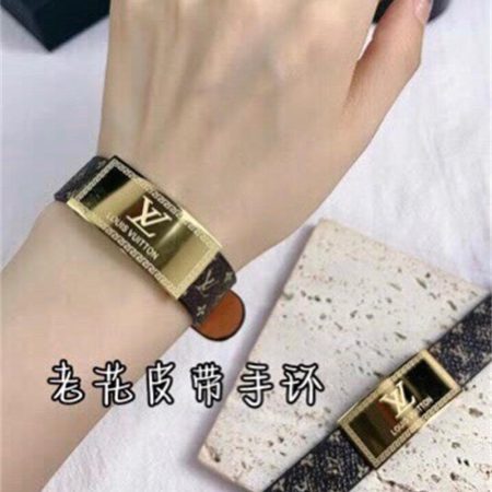Wholesale Fashion Bracelet LOV  #A0787