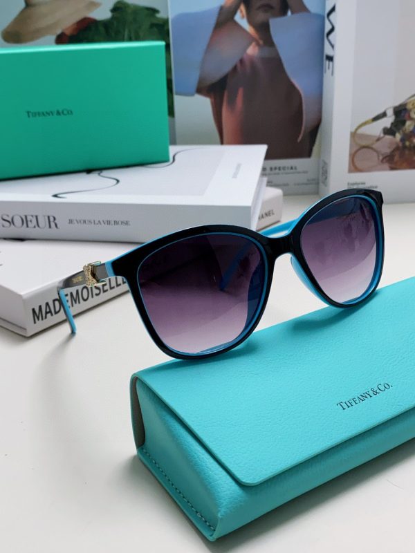 Wholesale Fashionable sunglasses GUI #A0446