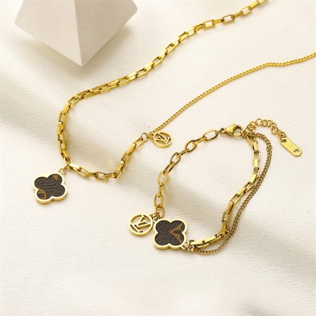 Wholesale Fashion Necklace and Bracelet Set LOV #A1426