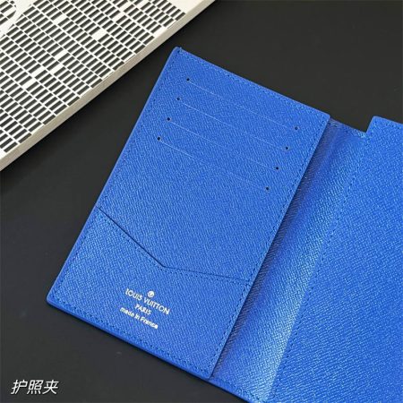 Wholesale Passport holder with box LOV #A0743 - Image 3