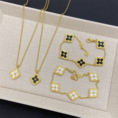 Wholesale Fashion Bracelet VAC #A0822