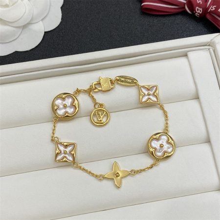 Wholesale Fashion bracelet VAC XY #A3363