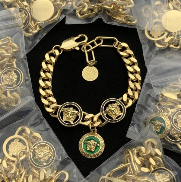 Wholesale Fashion High Quality Bracelet VEE #A0015