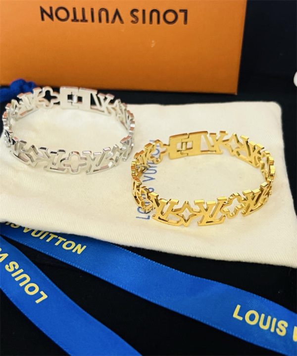 Wholesale Fashion Bracelet LOV ZX #A4402