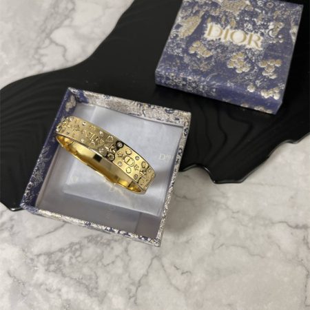 Wholesale Fashion Bracelet DIR MS #A4434 - Image 3