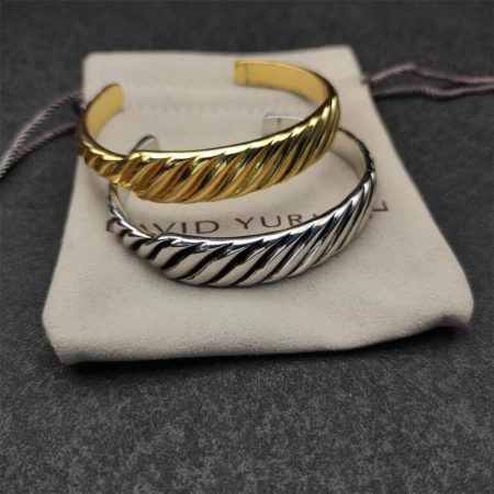 Wholesale high quality Bracelet with box DY WMS #A4509