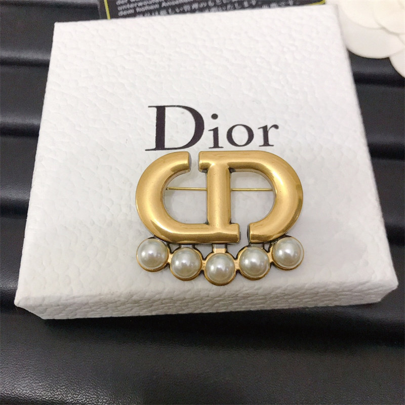 Wholesale Fashion Brooch DIR LHZ #A5885 - Image 1