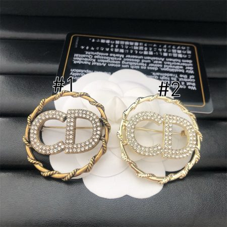 Wholesale Fashion Brooch DIR LHZ #A5921