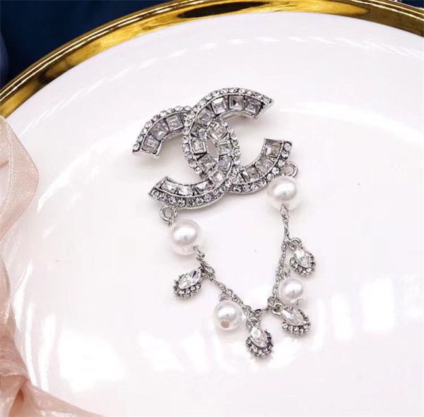 Wholesale Fashion Brooch CHL KE #A5954