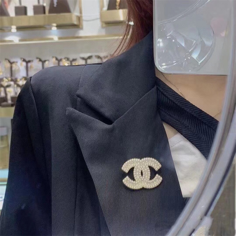 Wholesale Fashion Brooch CHL  KE #A5988 - Image 1