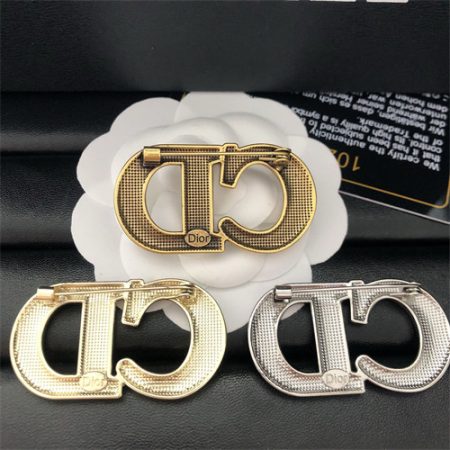 Wholesale Fashion Brooch DIR LHZ #A6042 - Image 3