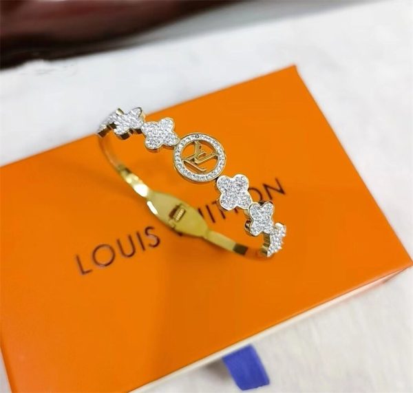 Wholesale Fashion Bracelet LOV KE #A6064