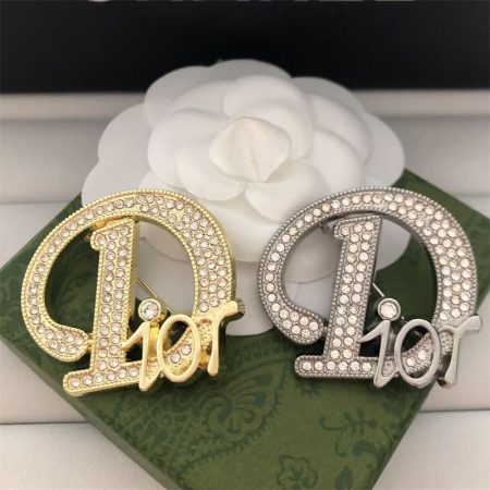 Wholesale Fashion Brooch DIR LHZ #A6168