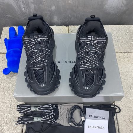 High quality LED sneaker with box size:5-11 free shipping BAA #C0005 - Image 3